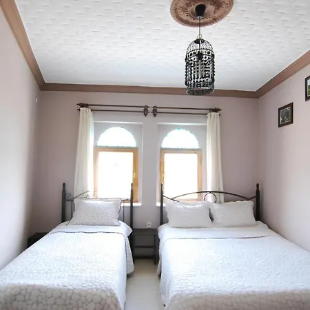 Kamelya Cave (adults Only) Hostel