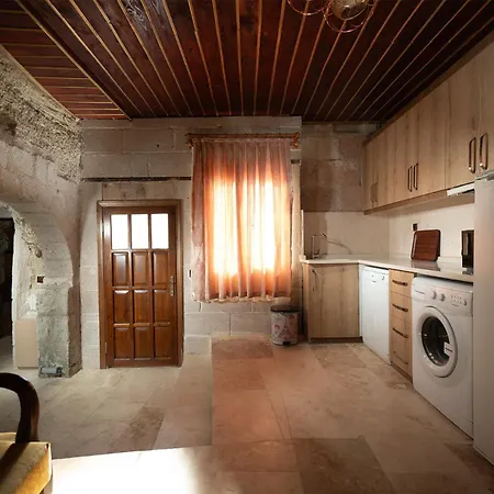 Kamelya Cave (adults Only) *