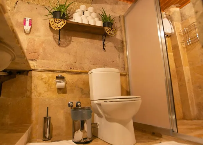 Kamelya Cave (adults Only)