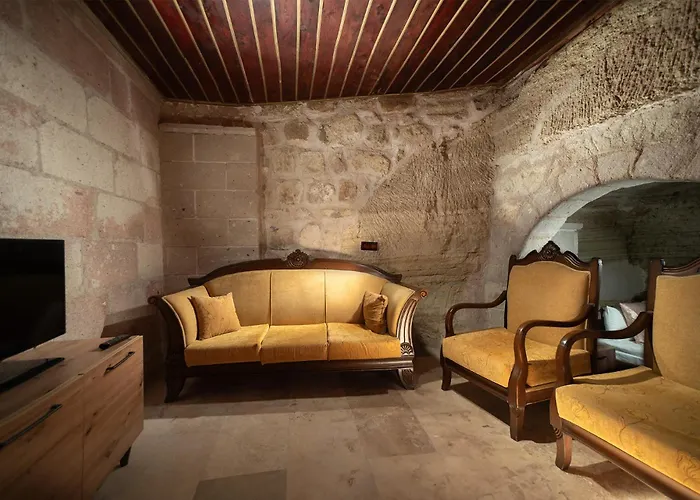 Kamelya Cave (adults Only)